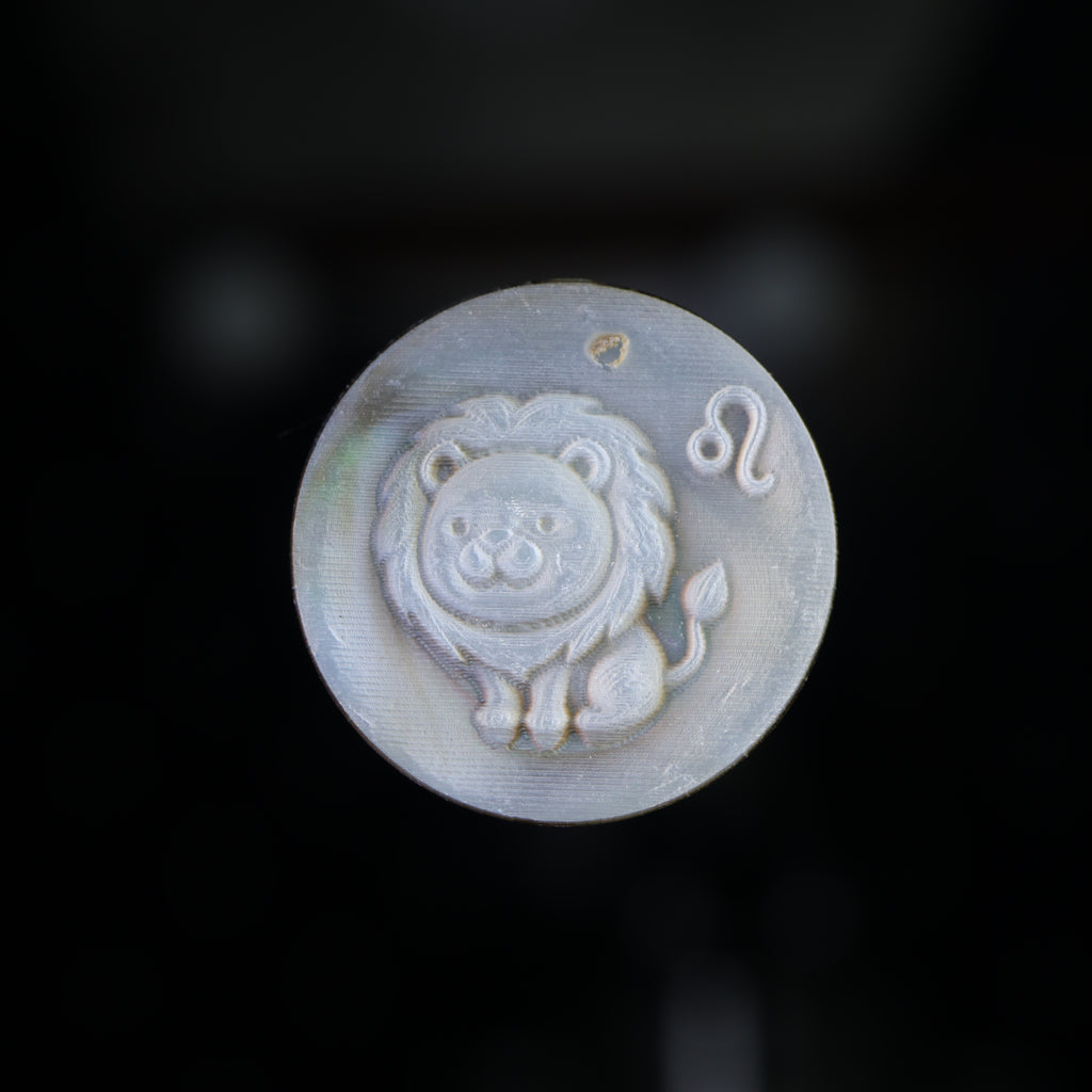 Leo kawaii pixel-carved zodiac cameo in natural Midnight Black Mother of Pearl
