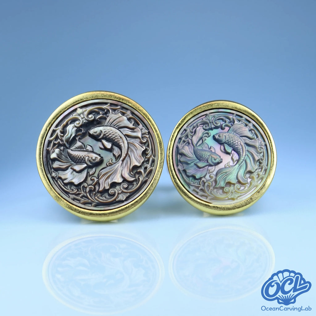 Custom Pisces ring with hand-drawn fish motif on the packaging and hand-written note.
